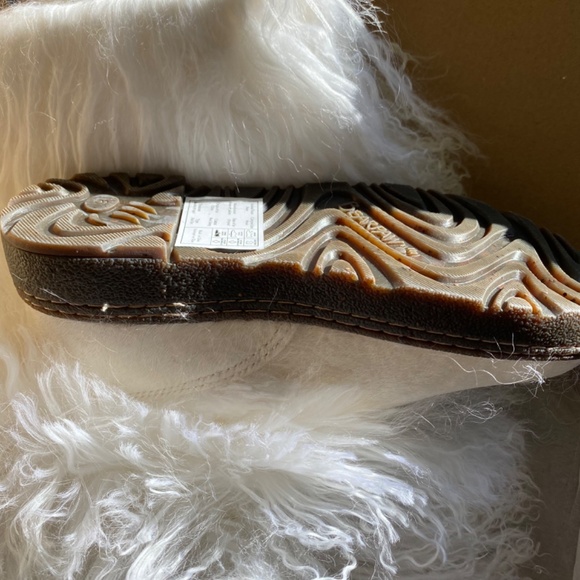NWT Fur boots in white size 6 - Picture 3 of 4